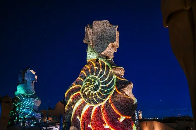 La Pedrera Night Experience with Rooftop Show